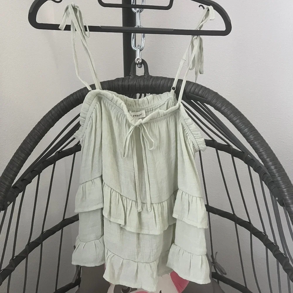 BLU PEPPER Ruffle Tiered Green Top NWT - Picture 1 of 6